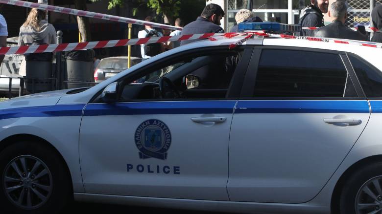 Εντοπίστηκε πλήρως εξοπλισμένο εργαστήριο κάνναβης στον Πειραιά - Δύο συλλήψεις