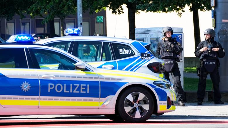 Εκτός νόμου η ακροδεξιά οργάνωση «Βασίλειο της Γερμανίας» - Συνελήφθη ο αυτοαποκαλούμενος «βασιλιάς»