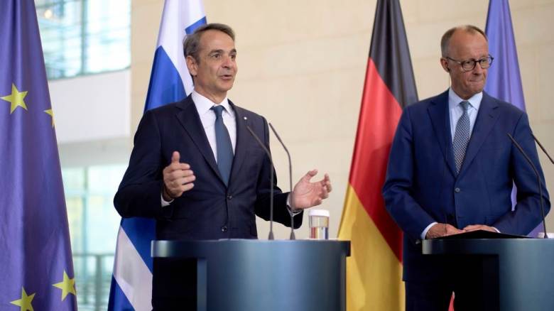 Μητσοτάκης από Βερολίνο: Το μεταναστευτικό είναι ζήτημα εθνικής ασφάλειας