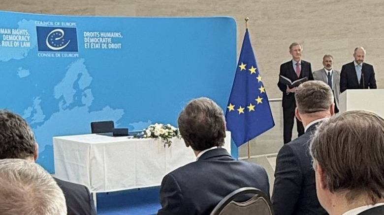 ΔΣΑ: Υπογράφηκε η ευρωπαϊκή σύμβαση για την προστασία του επαγγέλματος του δικηγόρου