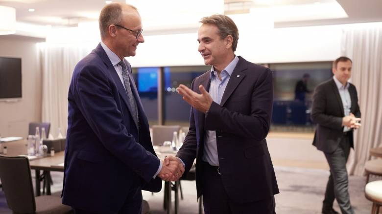 «Ποδαρικό» Μητσοτάκη στο Βερολίνο με Eurofighter, μεταναστευτικό και μεταρρυθμίσεις στην ατζέντα