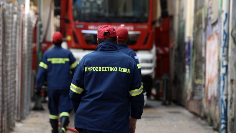 Έσβησε η φωτιά στο κατάστημα εστίασης στο εμπορικό κέντρο στα Σπάτα