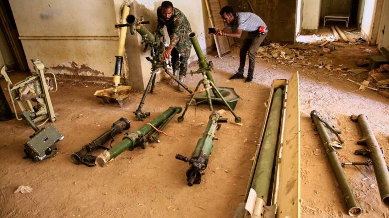 Νότιο Σουδάν: Ο στρατός της Ουγκάντας παραβιάζει το εμπάργκο όπλων