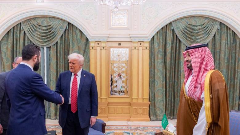 Τι ζήτησε ο Τραμπ από τον Σύρο ηγέτη - Ανοικτό το ενδεχόμενο για ομαλοποίηση των διμερών σχέσεων