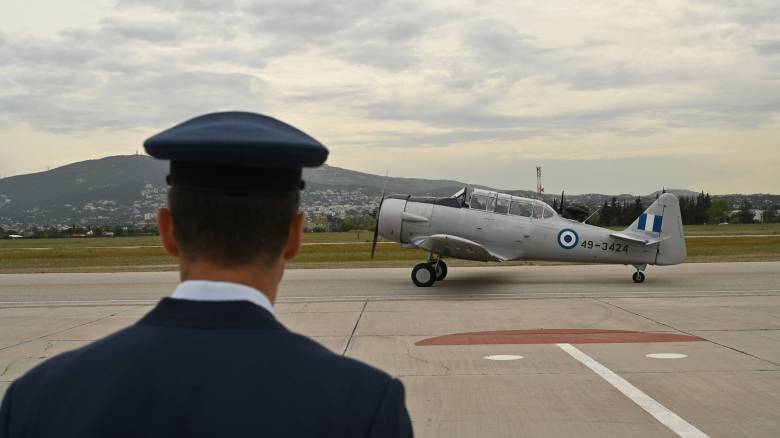 Πρόσκληση κατάταξης στρατευσίμων με την 2025 Β’ ΕΣΣΟ στην Πολεμική Αεροπορία