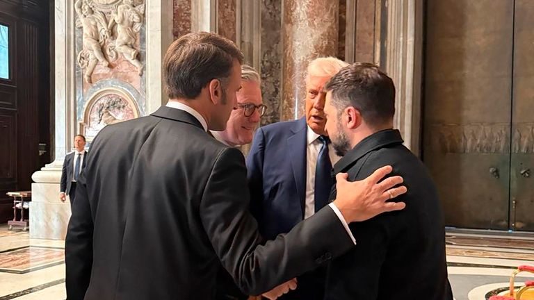 Τηλεδιάσκεψη Ζελένσκι, Μακρόν, Μερτς, Στάρμερ και Τουσκ με τον Τραμπ