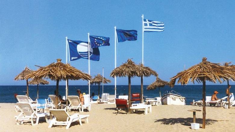 Αυτές είναι οι παραλίες που πήραν Γαλάζια Σημαία το 2025 - Δεύτερη η Ελλάδα με 623 ακτές