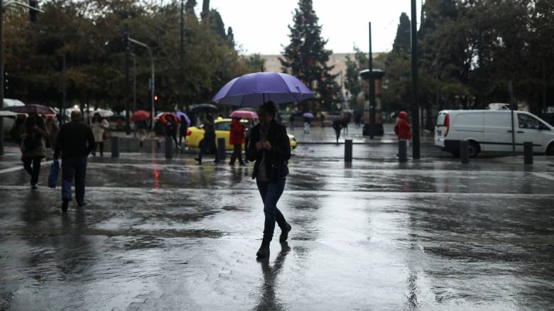 Φθινοπωρινό διάλειμμα με βροχές, καταιγίδες και 5.000 κεραυνούς-Από Παρασκευή επιστρέφουν τα 40άρια