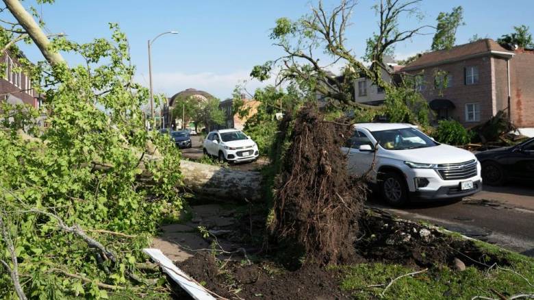 ΗΠΑ: Τουλάχιστον 20 νεκροί από το πέρασμα ανεμοστρόβιλων