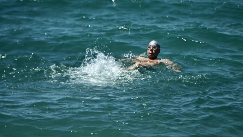 Μαζική «απόδραση» στις παραλίες της Αττικής την Κυριακή