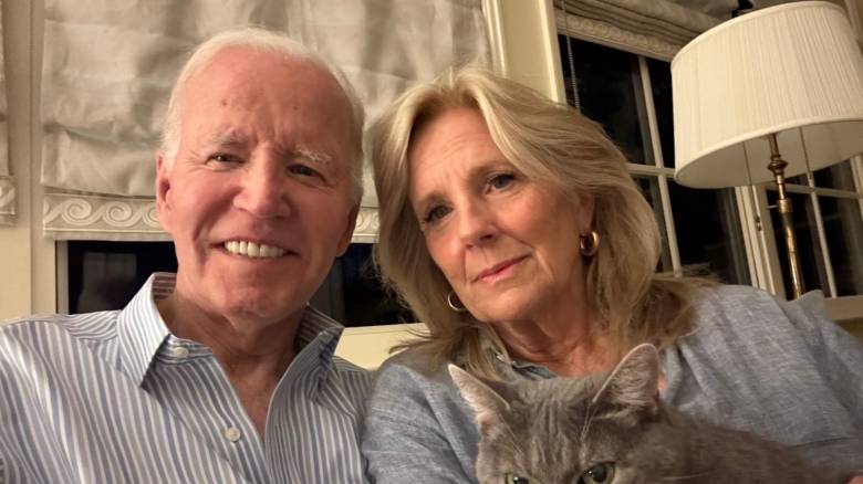 Μπάιντεν για τη διάγνωσή του: Ο καρκίνος μας αγγίζει όλους - Ευχαριστούμε για τη στήριξη