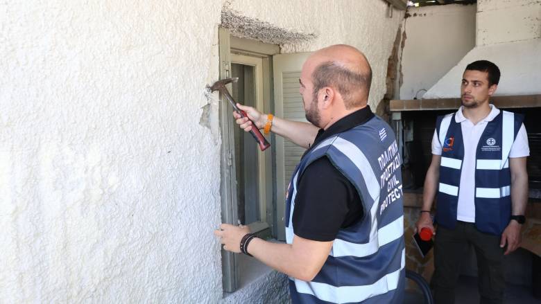 Σεισμοί στη Βόρεια Εύβοια: Σε παλιά κτήρια οι περισσότερες ζημιές - Συνεχίζονται οι έλεγχοι (pics)