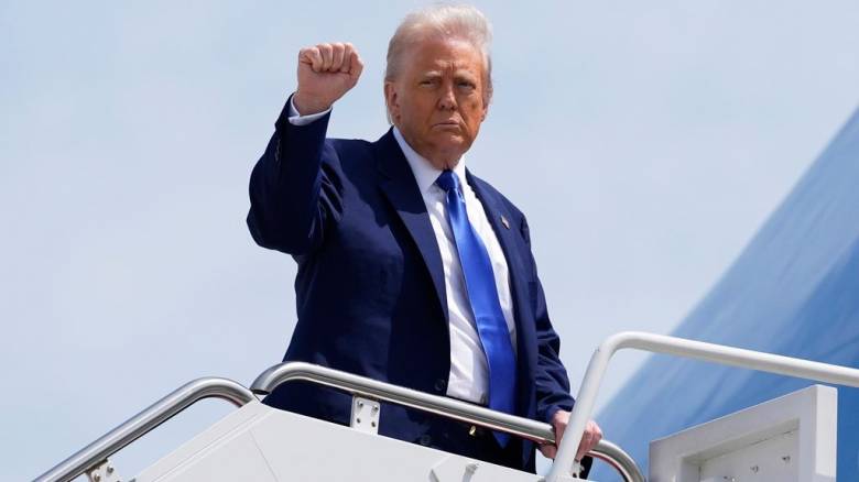 Οι ΗΠΑ αποδέχθηκαν το δώρο του Κατάρ στον Τραμπ - Ένα Boeing 747 για τις προεδρικές πτήσεις