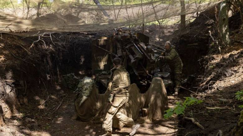 CNNi: «Κράτα αιχμάλωτο τον διοικητή και σκότωσε τους άλλους» - Εκτελέσεις Ουκρανών μέσω ασυρμάτου