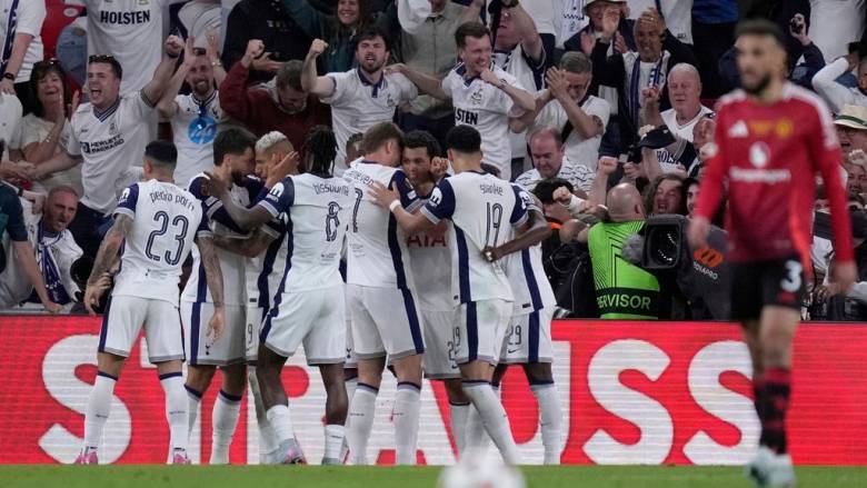Europa League: H Τότεναμ νίκησε τη Γιουνάιτεντ και κατέκτησε ευρωπαϊκό τίτλο μετά από 41 χρόνια
