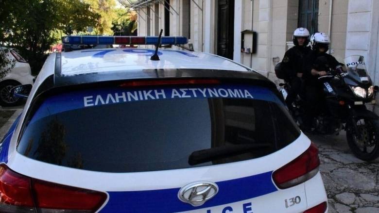 Λάρισα: Στον ανακριτή οδηγείται η 32χρονη που κατηγορείται για την κακοποίηση των παιδιών της