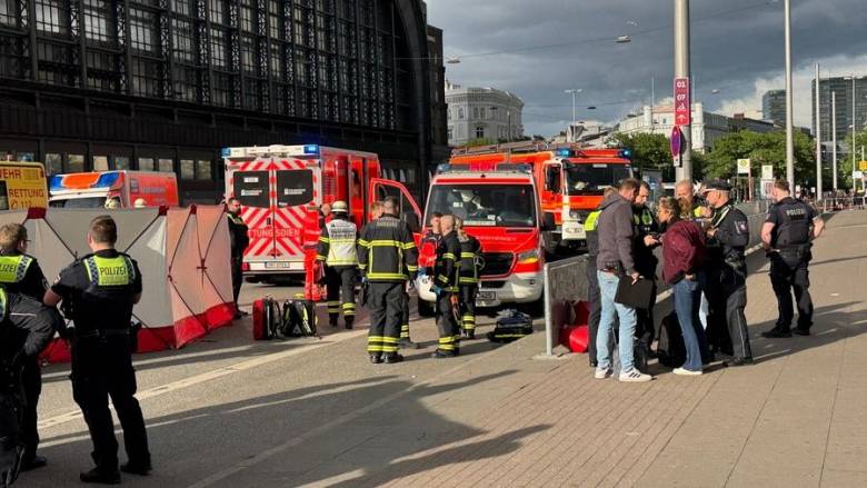 Επίθεση γυναίκας με μαχαίρι στο Αμβούργο - Τουλάχιστον 17 οι τραυματίες