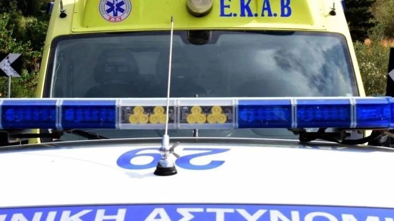 Τροχαίο στην Ποσειδώνος: Όχημα έπεσε πάνω σε ποδηλάτες - Πέντε τραυματίες