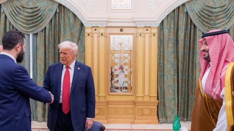 Ικανοποίηση στη Δαμασκό για την άρση των αμερικανικών κυρώσεων - Η ανακοίνωση του ΥΠΕΞ