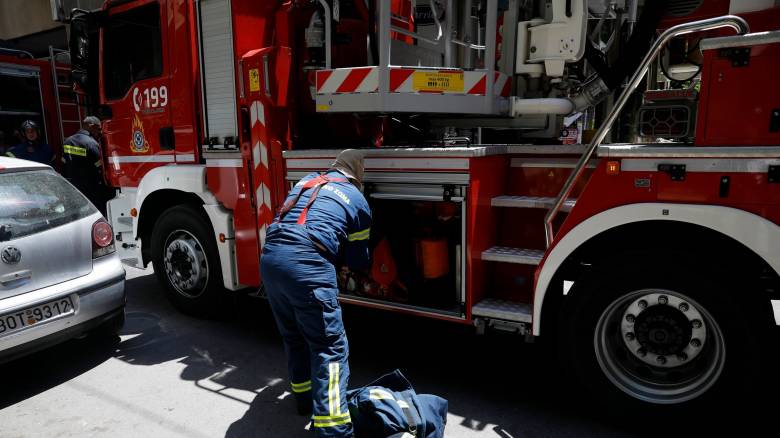 Φωτιά σε διαμέρισμα στο κέντρο της Αθήνας