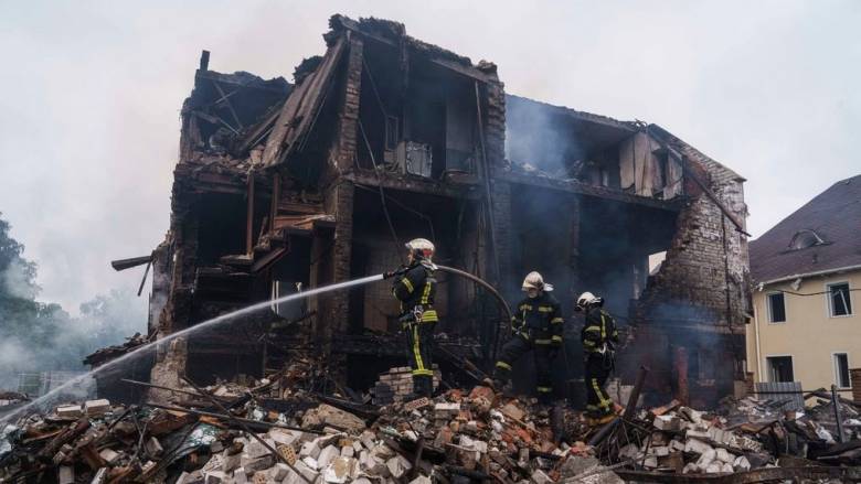 Πόλεμος στην Ουκρανία: Σφοδρές αεροπορικές επιδρομές της Ρωσίας για τρίτη συνεχόμενη νύχτα