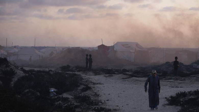 Ισραηλινός βομβαρδισμός σε σχολείο που είχε μετατραπεί σε καταφύγιο στη Γάζα - Πάνω από 30 νεκροί