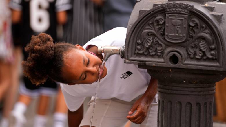 «Έφτασαν» τα πρώτα 40άρια στην Ιβηρική - Πρώιμος καύσωνας στην Ισπανία