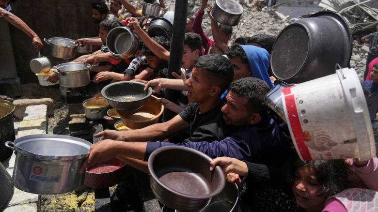 Πληροφορίες για πυροβολισμούς στη Γάζα σε κέντρο διανομής βοήθειας - Διαψεύδει το Ισραήλ