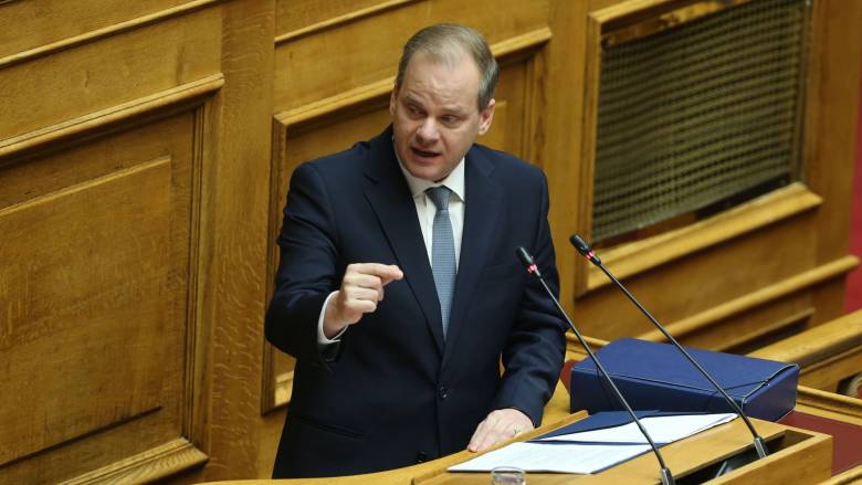 Πού ποντάρει η ΝΔ στην προανακριτική - Τα ανοιχτά ερωτήματα για Καραμανλή