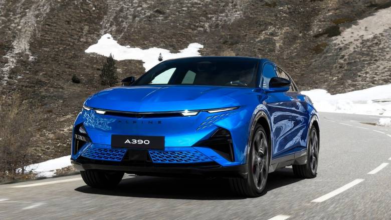 Η νέα Alpine A390 έχει τρεις ηλεκτρικούς κινητήρες και έως 470 ίππους