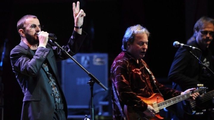 Πέθανε σε ηλικία 77 ετών ο θρυλικός κιθαρίστας Ρικ Ντέριντζερ