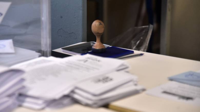 Δημοσκόπηση MRB: Ισχυρό προβάδισμα ΝΔ, δεύτερη η «Πλεύση» - Τι λένε οι πολίτες για τη Γάζα