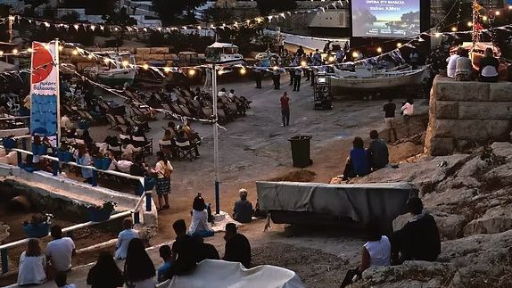 Δήμος Πειραιά: Σινεμά στη θάλασσα - Δύο βραδιές κάτω από τα αστέρια στον Όρμο της Αφροδίτης