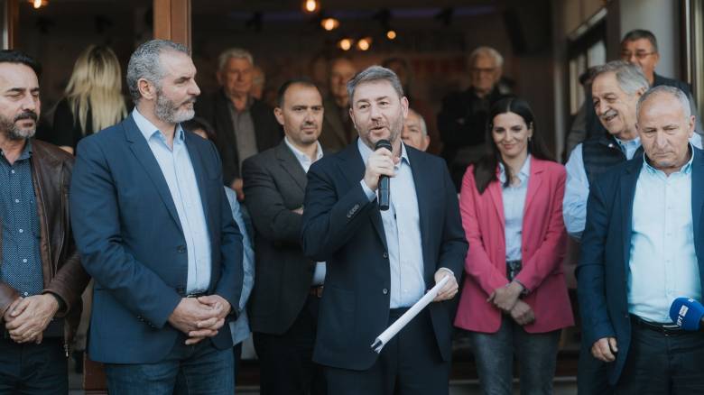 Ανδρουλάκης κατά κυβέρνησης: «Είναι επικίνδυνοι, στο μόνο που είναι πρωταθλητές είναι η διαφθορά»