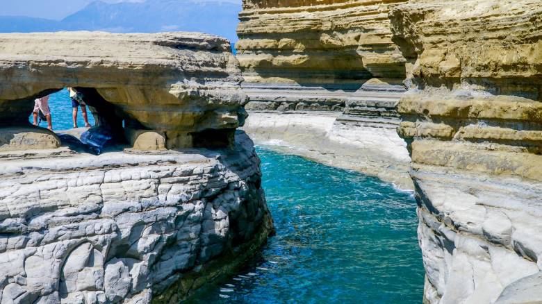 Διεσώθη ο τουρίστας που έπεσε στο Canal d' Amour στην Κέρκυρα - Σοβαρά τραυματισμένος