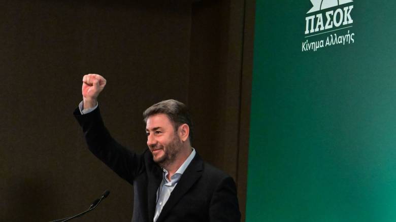 Ανδρουλάκης: «Θα συναντήσω αύριο τον Αρχιεπίσκοπο Σινά - H κυβέρνηση απαντά αλαζονικά»