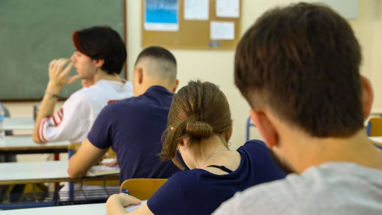 Αναρτήθηκε το πρόγραμμα των επαναληπτικών Πανελλήνιων εξετάσεων για ΓΕΛ και ΕΠΑΛ