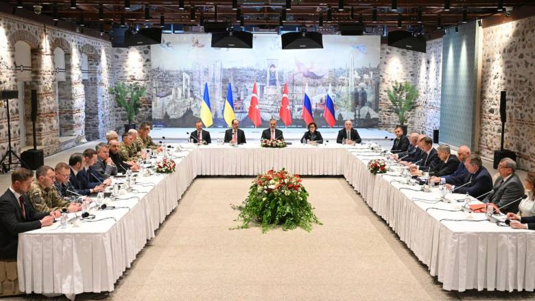 Τηλεφωνική επικοινωνία Λαβρόφ - Ρούμπιο πριν τις κρίσιμες συνομιλίες για το ουκρανικό στην Τουρκία