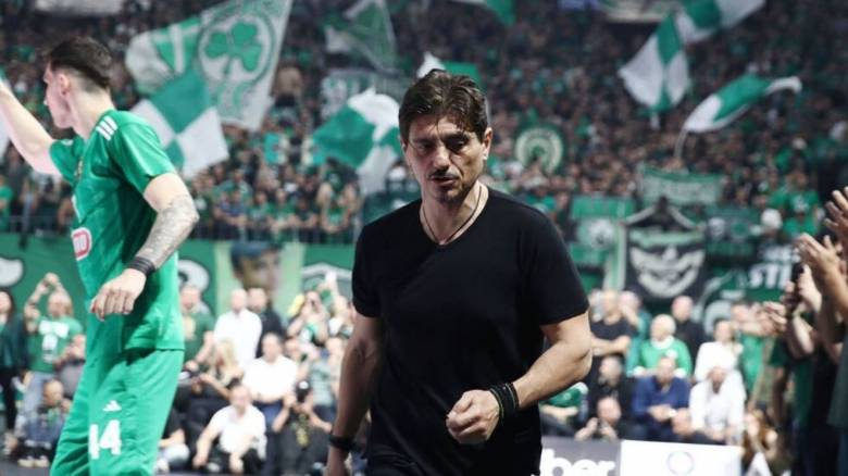 Δημήτρης Γιαννακόπουλος: Αυτοβούλως στο ΑΤ Κηφισιάς μετά τη μήνυση Σκινδήλια