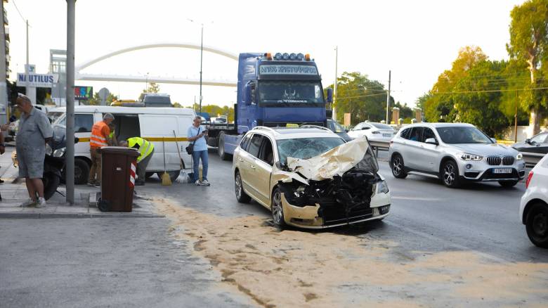 Έρευνες για τα αίτια του θανατηφόρου τροχαίου στην Ποσειδώνος - Τι δείχνει η ανάλυση οπτικού υλικού