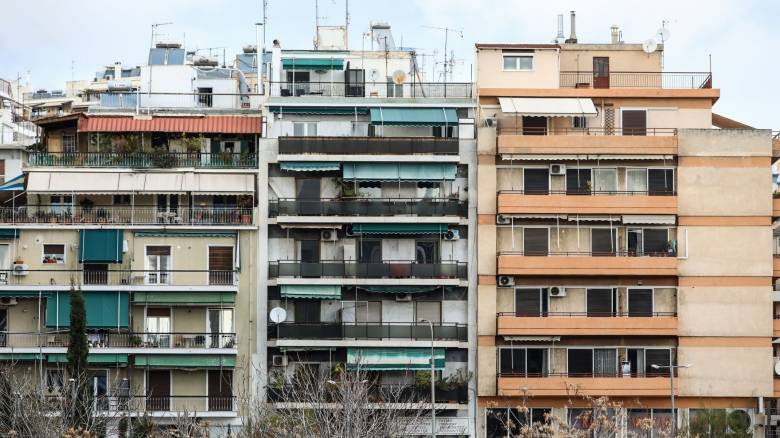 Ακίνητα: Γιατί οι Έλληνες αγοραστές στρέφονται στα παλαιά διαμερίσματα