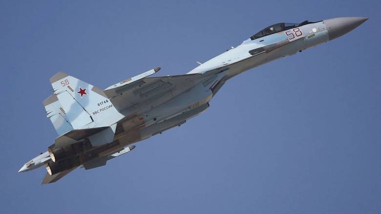 Ουκρανία: Ο στρατός ανακοίνωσε ότι κατέρριψε ρωσικό μαχητικό αεροσκάφος Su-35