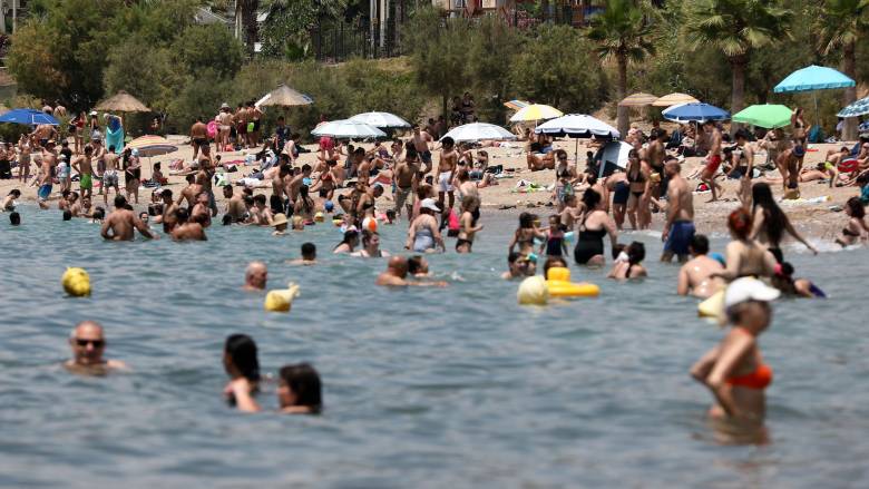 Κίνηση για «γερά νεύρα» σε Παραλιακή και Μαρκόπουλο - Καθυστερήσεις έως 20 λεπτά