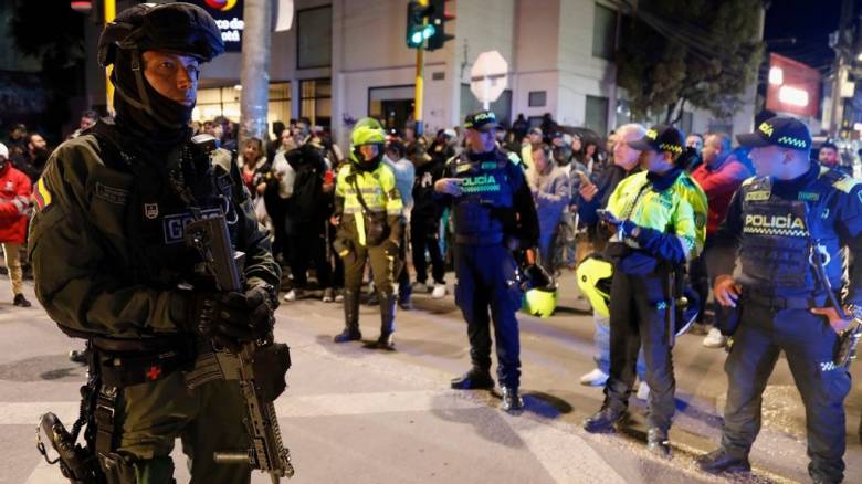 Κολομβία: Ο υποψήφιος για την προεδρία Μιγκέλ Ουρίμπε πυροβολήθηκε στην Μπογκοτά