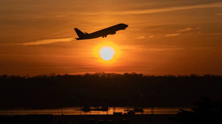 Καθηλωμένα τα αεροπλάνα και στη Ζάκυνθο λόγω κακοκαιρίας