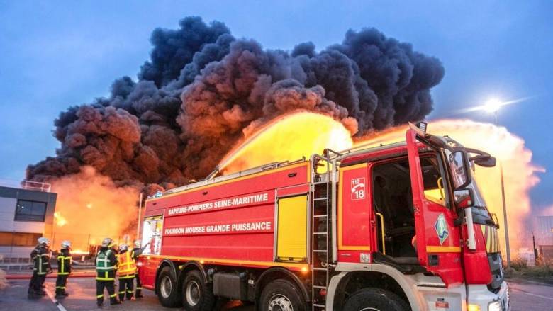 Γαλλία: Νεκροί βρέθηκαν δύο πυροσβέστες - Παγιδεύθηκαν σε φλεγόμενο κτήριο