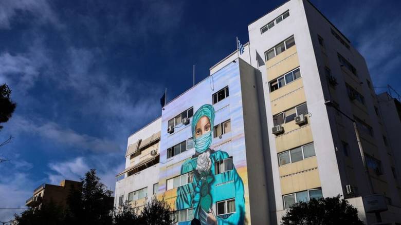 Κρίσιμη η κατάσταση της υγείας της 62χρονης στο Τζάνειο - «Τα πράγματα φαίνεται ότι πάνε καλύτερα»