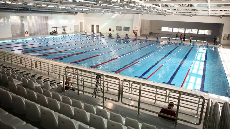 Διευρύνεται ενόψει καλοκαιριού το ωράριο λειτουργίας των κολυμβητηρίων του Δήμου Αθηναίων