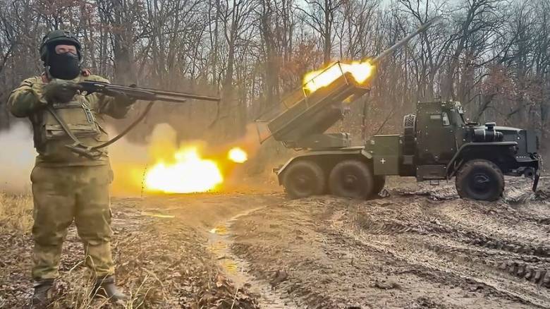 Ουκρανία: Ο στρατός ανακοίνωσε ότι έπληξε εργοστάσιο πυρίτιδας στο Ταμπόφ της Ρωσίας