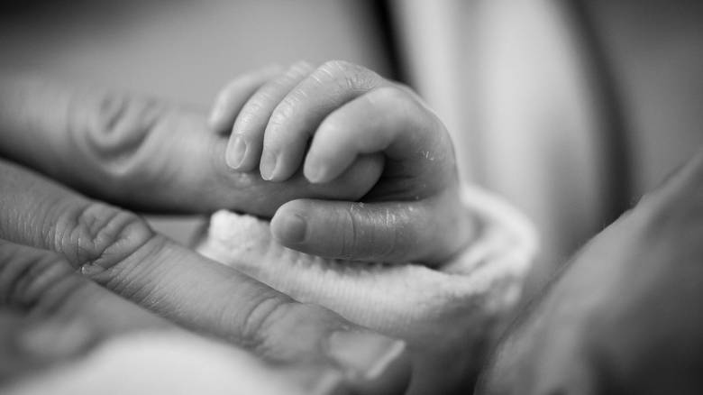 Έως πότε υποβάλλονται οι αιτήσεις για τους βρεφονηπιακούς σταθμούς - Ποιοι είναι οι δικαιούχοι